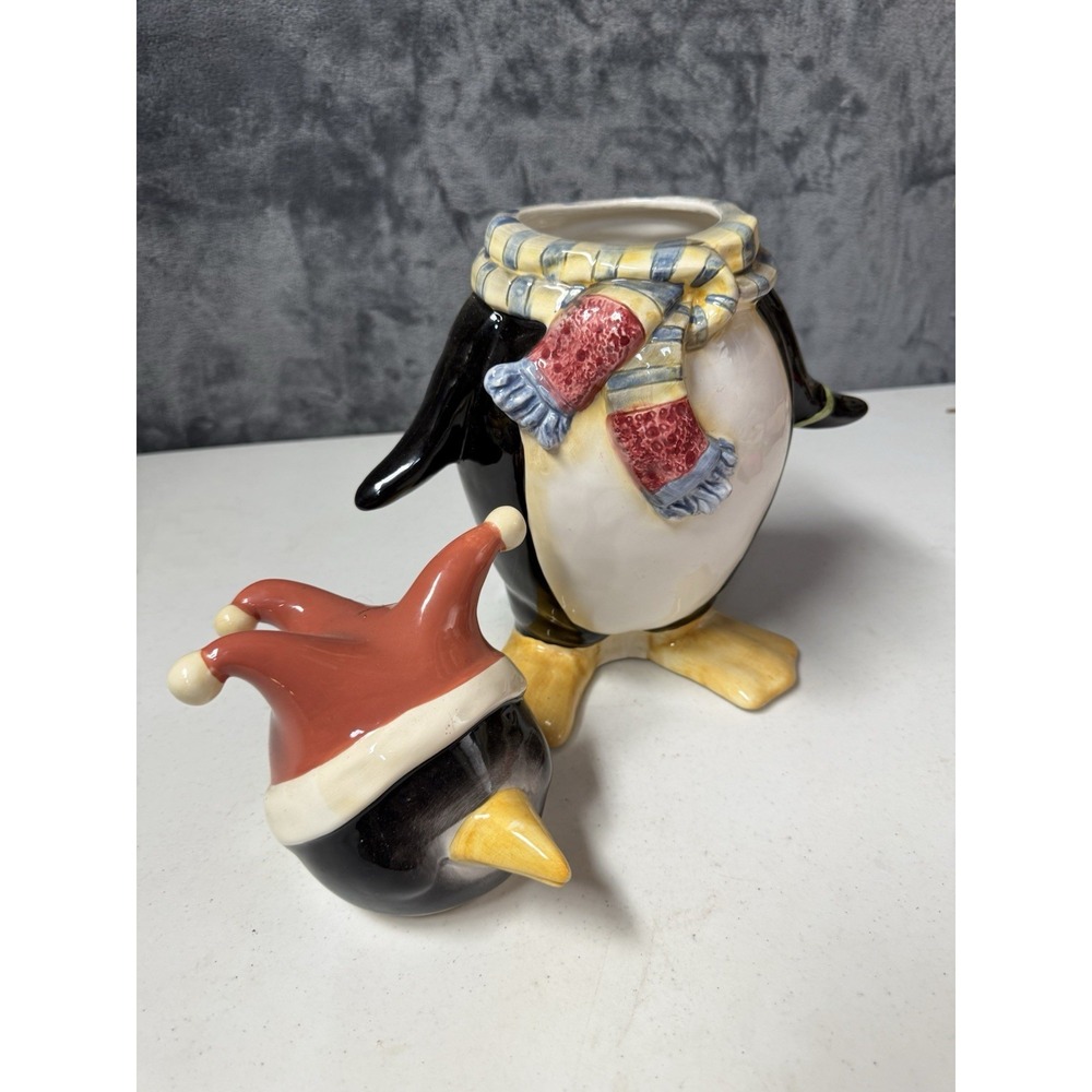 Penguin Canister Cookie Jar Winter Joy Scarf Jester Hat Oneida Christmas - Picture 5 of 8